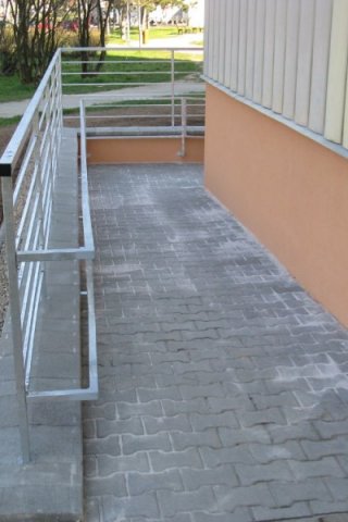 Stavba rampy pro vozíčkáře Přelouč Pardubická ulice